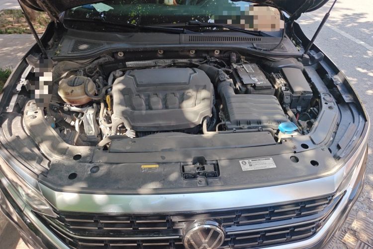 Used Volkswagen Passat 2023 Facelift 330TSI Luxury Edition Engine Bay