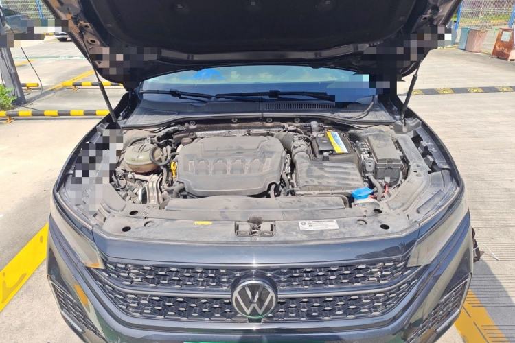 Used Volkswagen Passat 2023 Revised 330TSI Starry Elite Edition Engine Bay