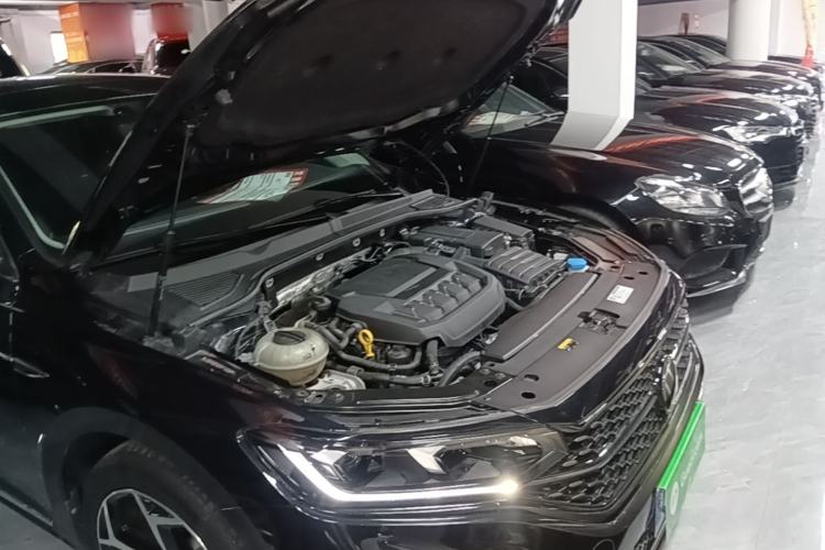 Used Volkswagen Passat 2023 Revised 330TSI Starry Elite Edition Engine Bay