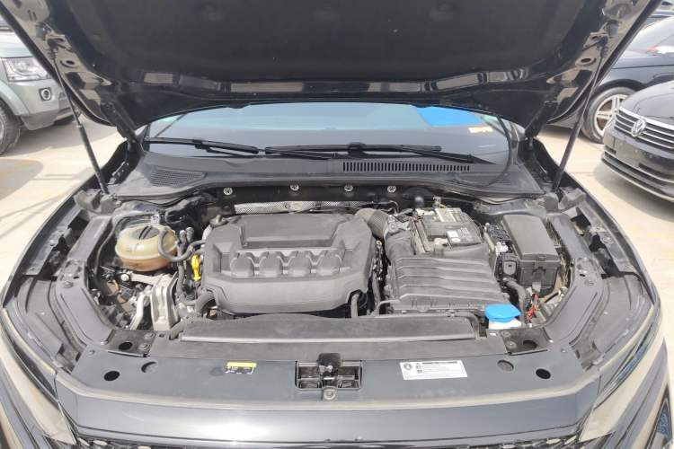 Used Volkswagen Passat 2023 Revised 330TSI Starry Elite Edition Engine Bay