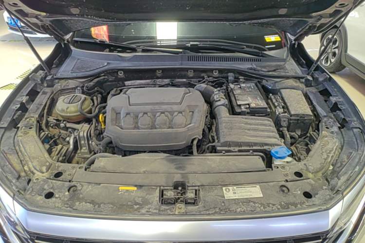 Used Volkswagen Passat 2023 Facelift 330TSI Prestige Edition Engine Bay