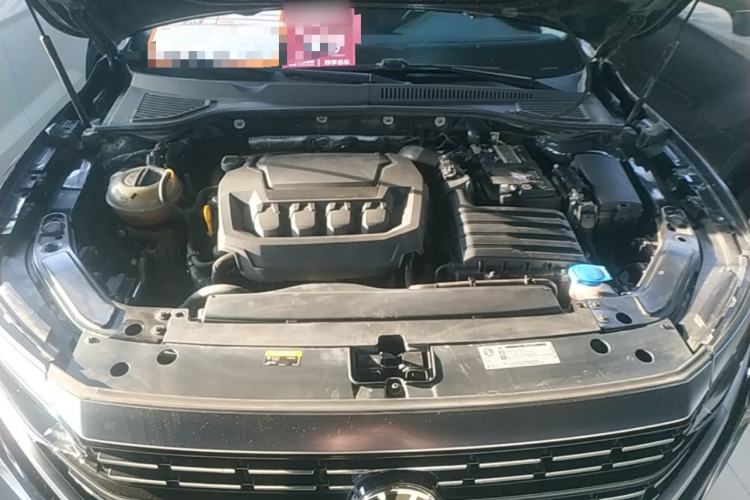 Used Volkswagen Passat 2023 Facelift 330TSI Luxury Edition Engine Bay