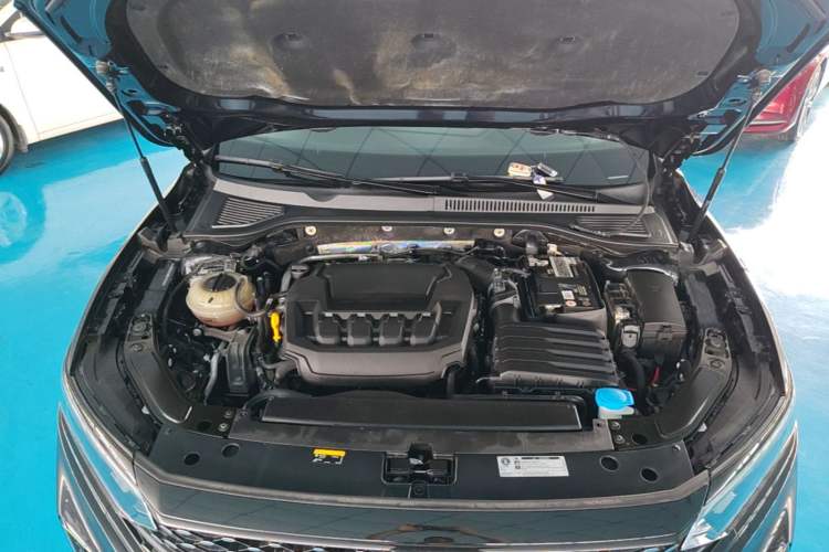 Used Volkswagen Passat 2023 Restyled 330TSI Starry Luxury Edition Engine Bay