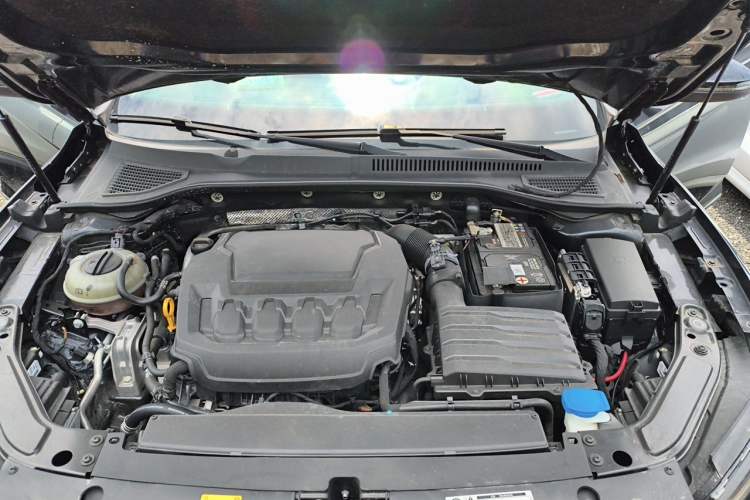 Used Volkswagen Passat 2023 330TSI Starry Elite Edition Engine Bay