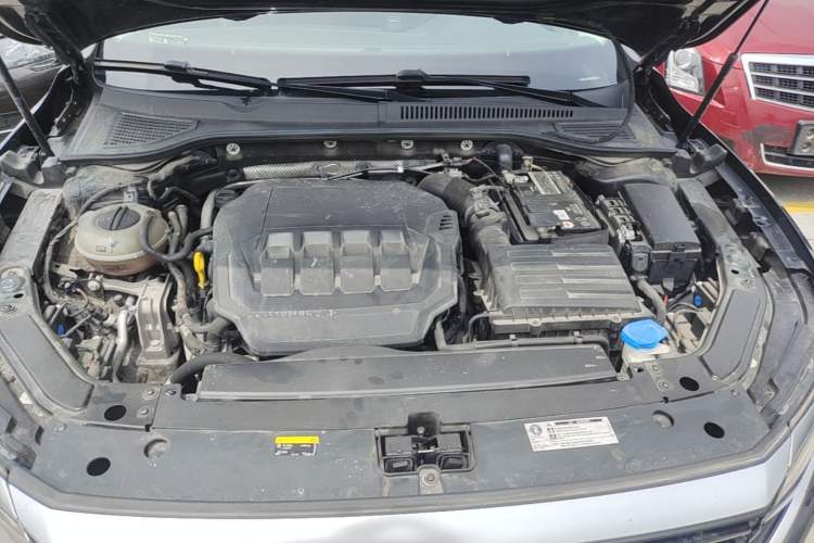 Used Volkswagen Passat 2023 330TSI Prestige Edition Engine Bay