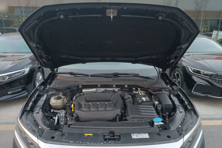Used Volkswagen Passat 2023 Facelift 330TSI Luxury Edition Engine Bay