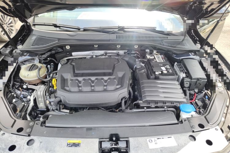 Used Volkswagen Passat 2023 330TSI Luxury Edition Engine Bay
