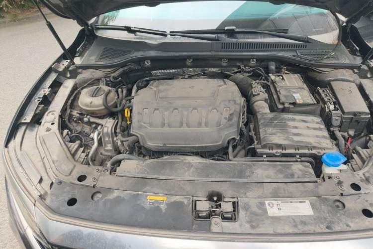 Used Volkswagen Passat 2023 Revised 330TSI Starry Elite Edition Engine Bay
