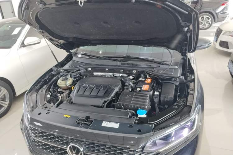 Used Volkswagen Passat 2023 330TSI Starry Elite Edition Engine Bay