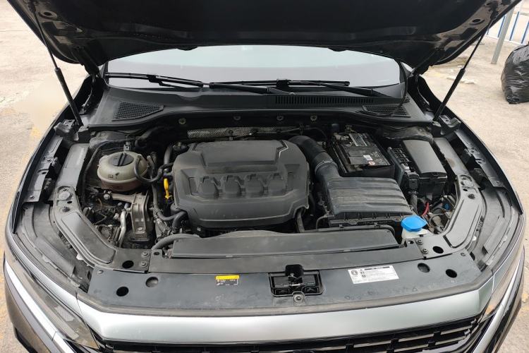 Used Volkswagen Passat 2023 Revised 380TSI Luxury Edition Engine Bay