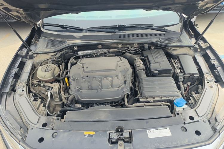 Used Volkswagen Passat 2023 Revised 330TSI Elite Edition Engine Bay
