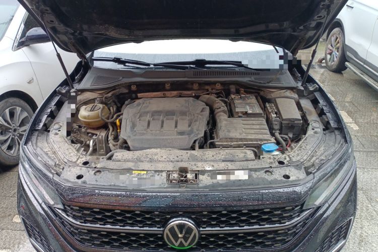 Used Volkswagen Passat 2023 330TSI Starry Luxury Edition Engine Bay