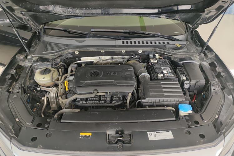 Used Volkswagen Passat 2023 380TSI Luxury Edition Engine Bay