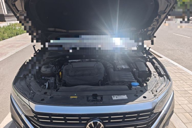 Used Volkswagen Passat 2023 Facelift 330TSI Luxury Edition Engine Bay
