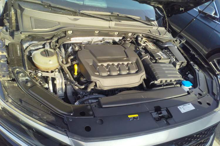 Used Volkswagen Passat 2023 Revised 330TSI Starry Elite Edition Engine Bay