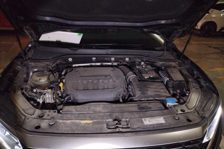 Used Volkswagen Passat 2023 Revised 380TSI Luxury Edition Engine Bay