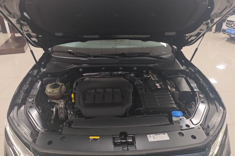 Used Volkswagen Passat 2023 330TSI Starry Elite Edition Engine Bay