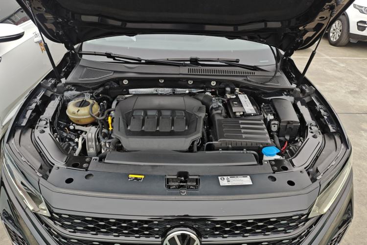 Used Volkswagen Passat 2023 330TSI Starry Elite Edition Engine Bay