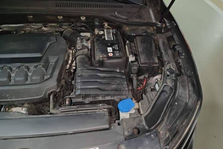 Used Volkswagen Passat 2023 Revised 330TSI Starry Elite Edition Engine Bay Left