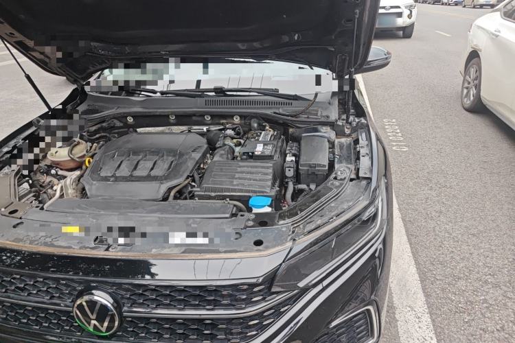 Used Volkswagen Passat 2023 330TSI Starry Elite Edition Engine Bay Left