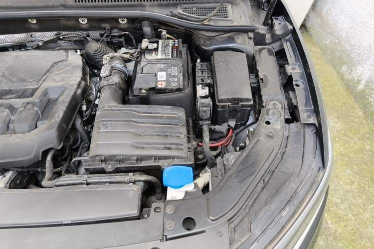 Used Volkswagen Passat 2023 Revised 330TSI Elite Edition Engine Bay Left