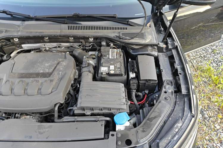 Used Volkswagen Passat 2023 330TSI Starry Elite Edition Engine Bay Left