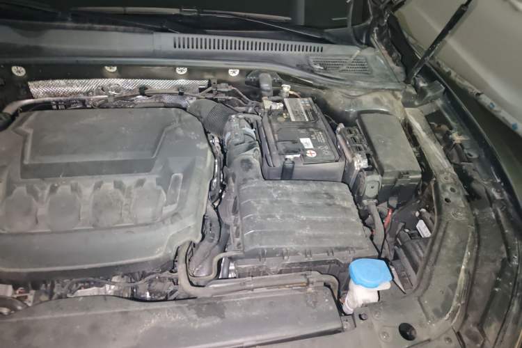 Used Volkswagen Passat 2023 Revised 330TSI Starry Elite Edition Engine Bay Left