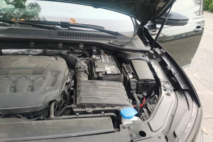 Used Volkswagen Passat 2023 Revised 330TSI Starry Elite Edition Engine Bay Left