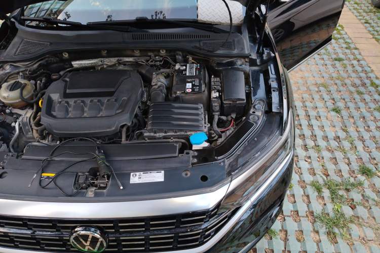 Used Volkswagen Passat 2023 Revised 330TSI Elite Edition Engine Bay Left