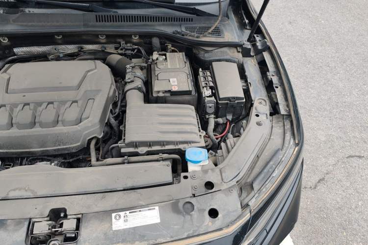 Used Volkswagen Passat 2023 330TSI Starry Elite Edition Engine Bay Left