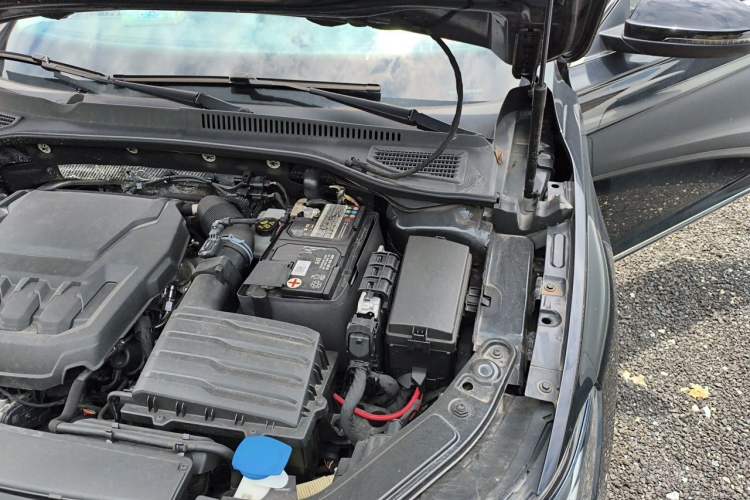 Used Volkswagen Passat 2023 330TSI Starry Elite Edition Engine Bay Left