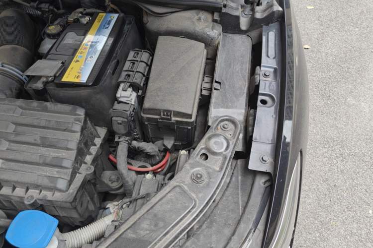Used Volkswagen Passat 2023 380TSI Flagship Edition Engine Bay Left