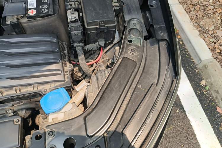 Used Volkswagen Passat 2023 Revised 330TSI Elite Edition Engine Bay Left