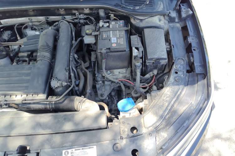 Used Volkswagen Passat 2023 Revised Version 280TSI Business Edition Engine Bay Left