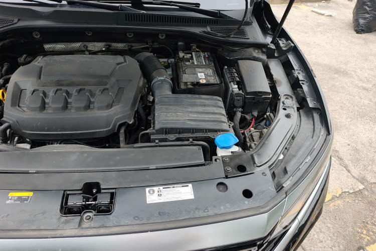 Used Volkswagen Passat 2023 Revised 380TSI Luxury Edition Engine Bay Left