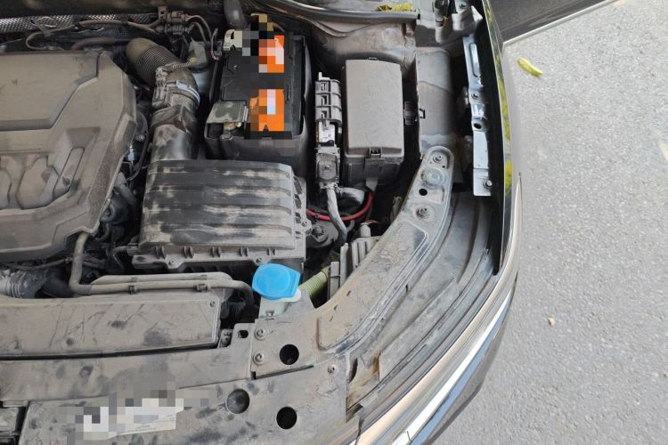 Used Volkswagen Passat 2023 330TSI Elite Edition Engine Bay Left
