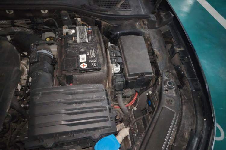 Used Volkswagen Passat 2023 Facelift 330TSI Luxury Edition Engine Bay Left