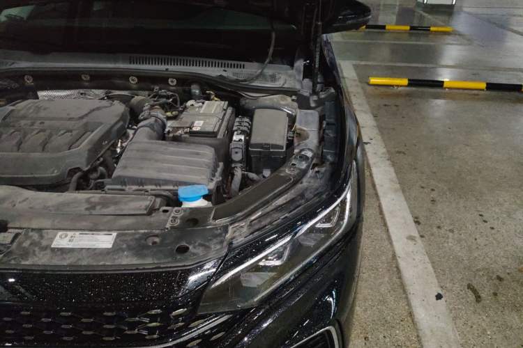 Used Volkswagen Passat 2023 Restyled 330TSI Starry Luxury Edition Engine Bay Left