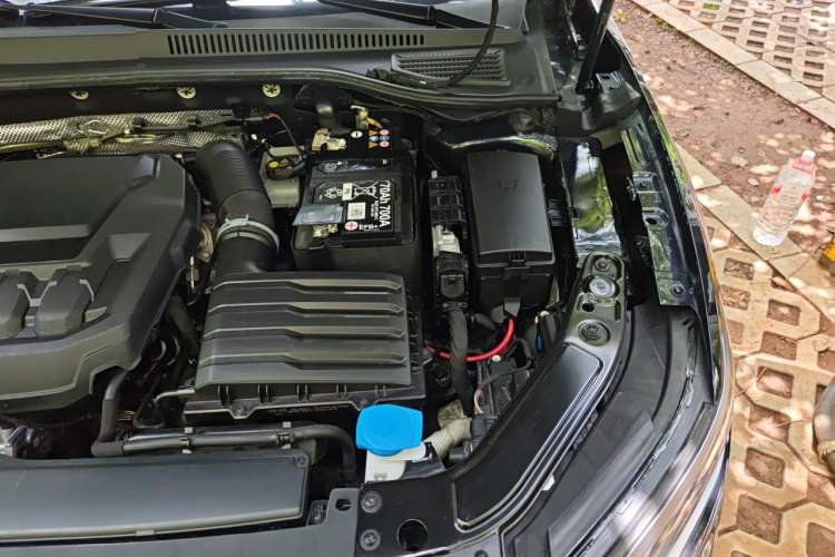 Used Volkswagen Passat 2023 Revised 380TSI Luxury Edition Engine Bay Left