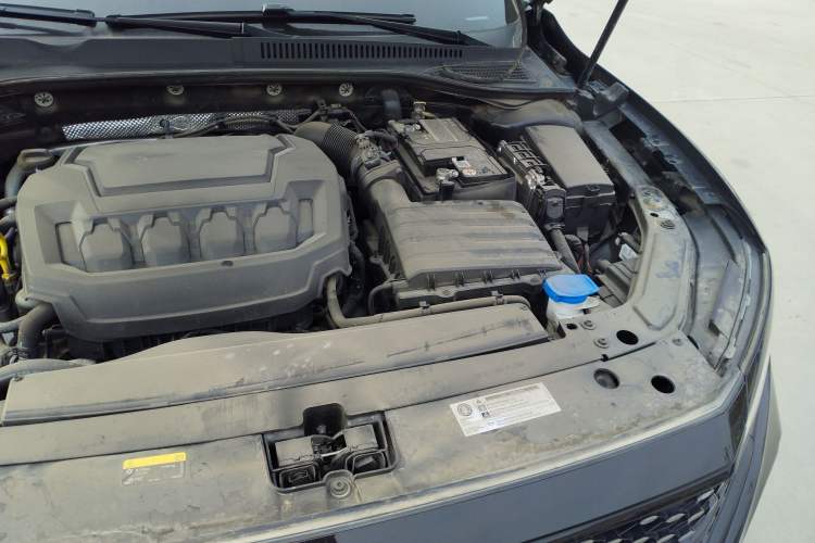 Used Volkswagen Passat 2023 Revised 330TSI Starry Elite Edition Engine Bay Left