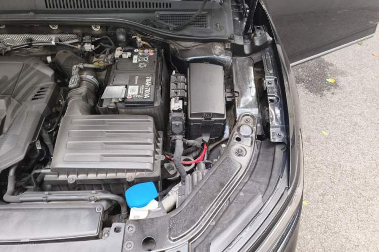 Used Volkswagen Passat 2023 330TSI Starry Elite Edition Engine Bay Left