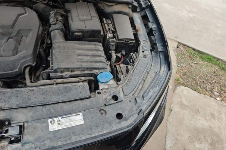 Used Volkswagen Passat 2023 330TSI Starry Luxury Edition Engine Bay Left