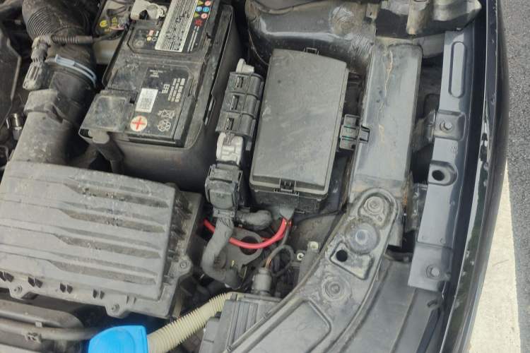Used Volkswagen Passat 2023 Revised 330TSI Starry Elite Edition Engine Bay Left