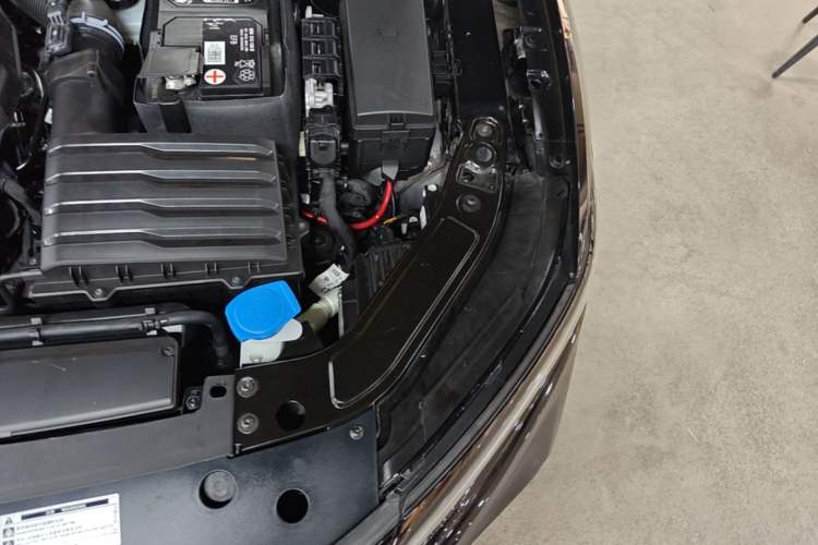 Used Volkswagen Passat 2023 Revised 330TSI Starry Elite Edition Engine Bay Left