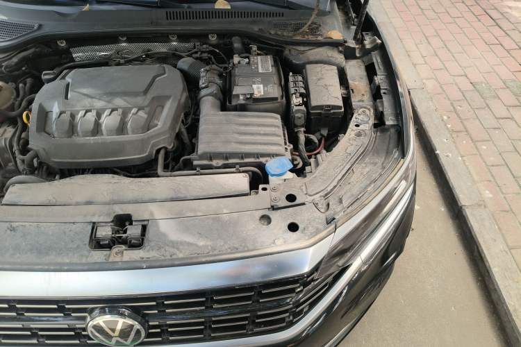 Used Volkswagen Passat 2023 Revised 330TSI Elite Edition Engine Bay Left