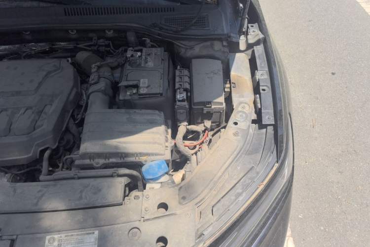 Used Volkswagen Passat 2023 330TSI Starry Elite Edition Engine Bay Left