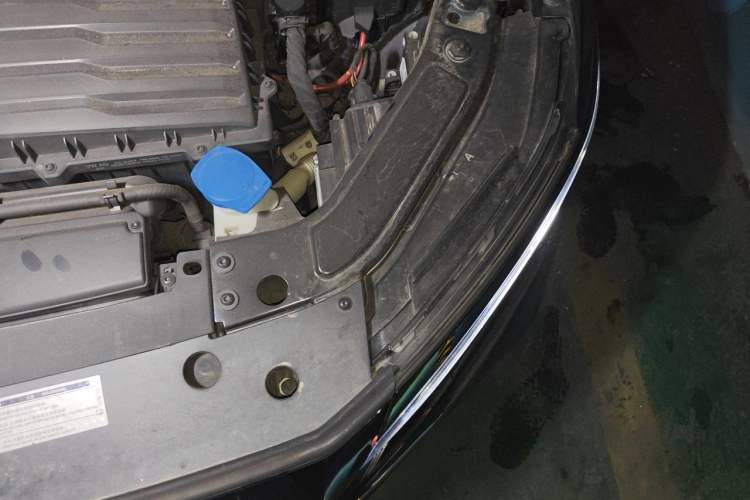 Used Volkswagen Passat 2023 330TSI Starry Elite Edition Engine Bay Left