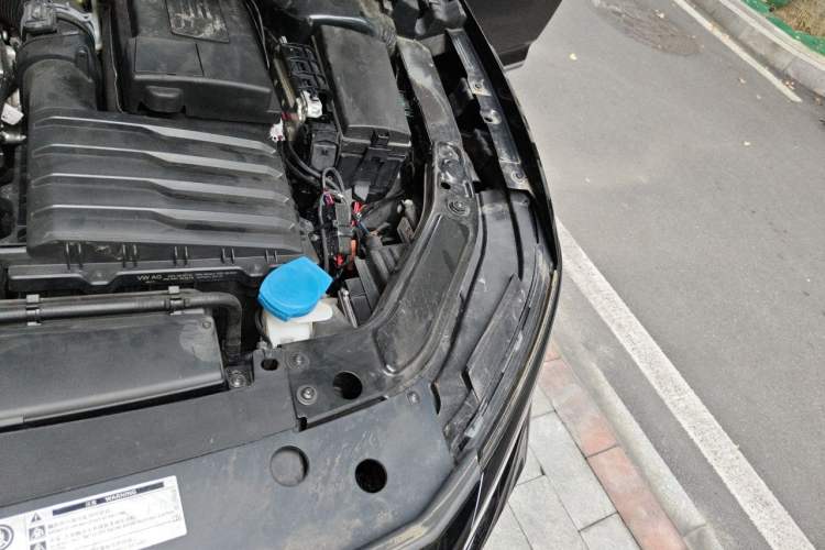 Used Volkswagen Passat 2023 330TSI Starry Elite Edition Engine Bay Left
