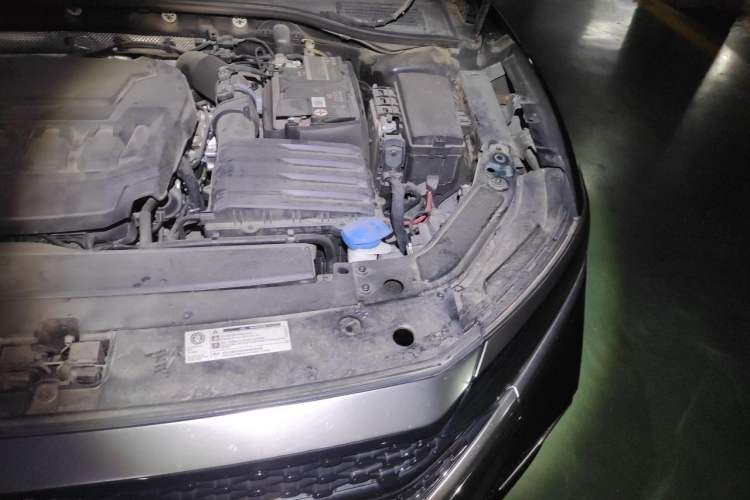Used Volkswagen Passat 2023 Revised 330TSI Starry Elite Edition Engine Bay Left