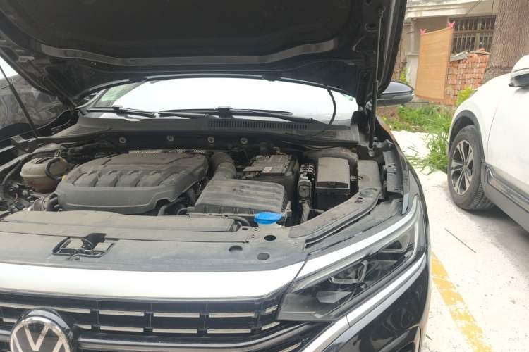 Used Volkswagen Passat 2023 Revised 380TSI Luxury Edition Engine Bay Left